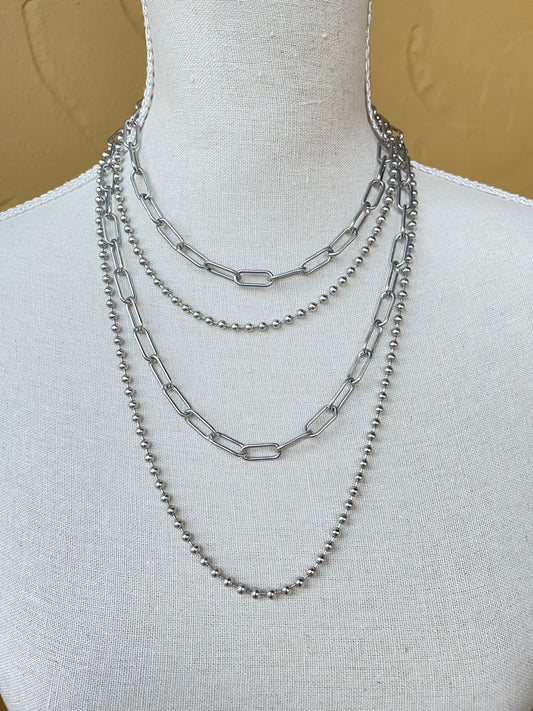 The Alicia Necklace in Silver